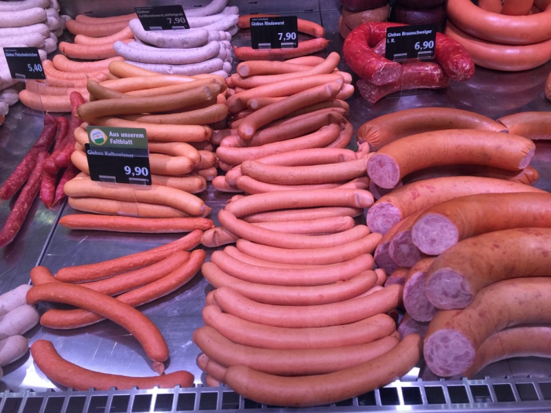 charcuterie-SOLLIES TOUCAS-min_sausages_meat_butchery-1069321